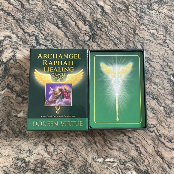 Archangel Raphael Healing Oracle Cards - Picture 2 of 3
